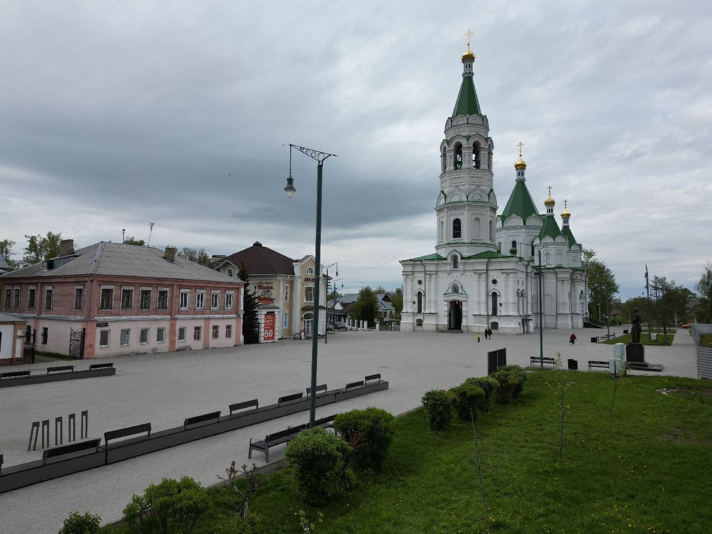 Благоустро
