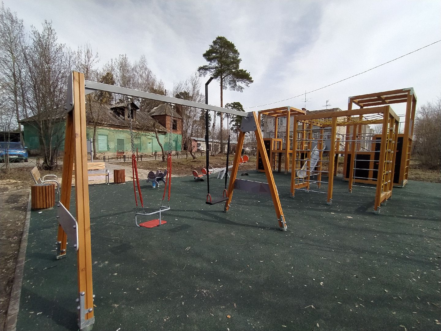 Качели