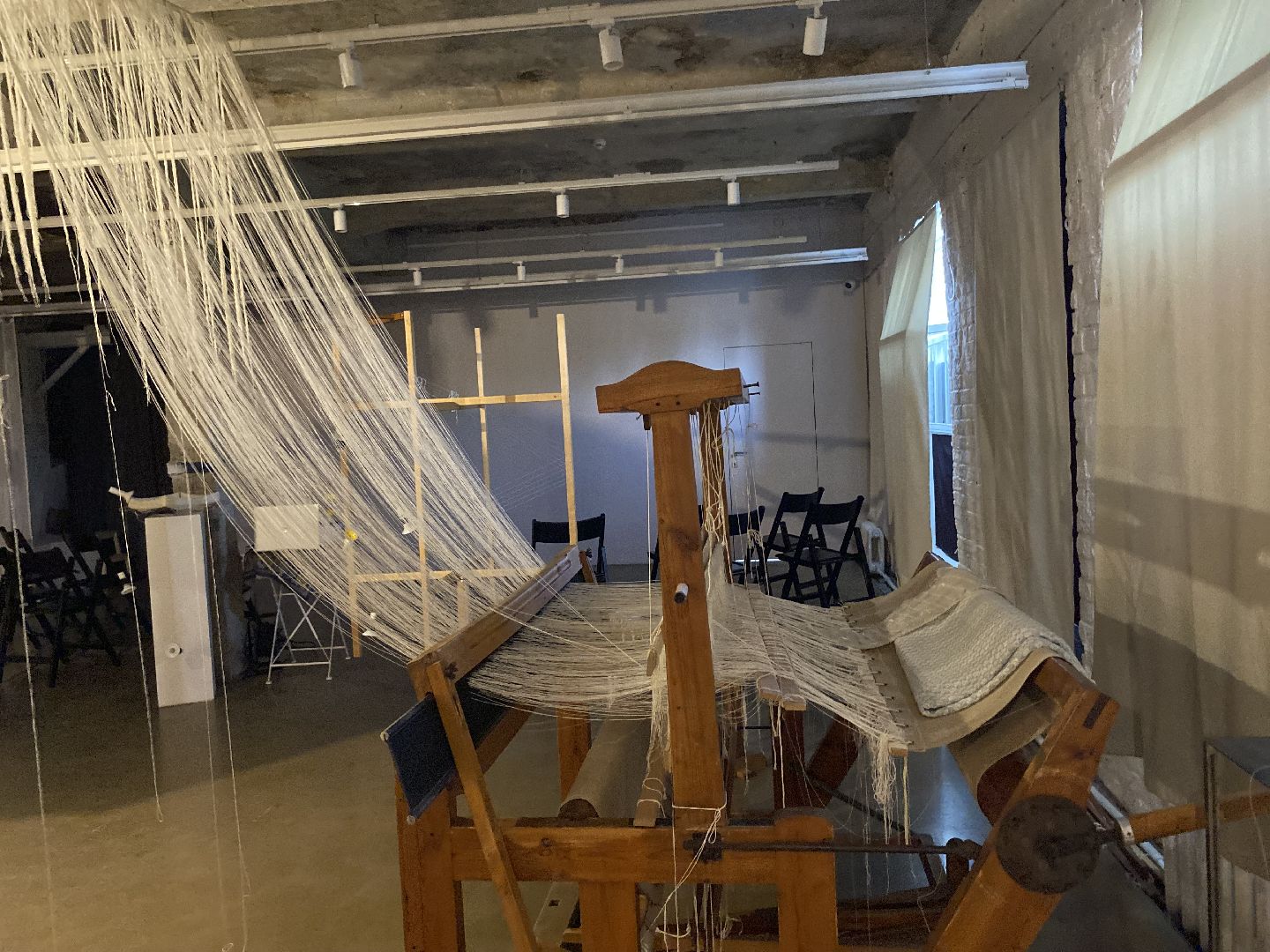 шелковая фабрика