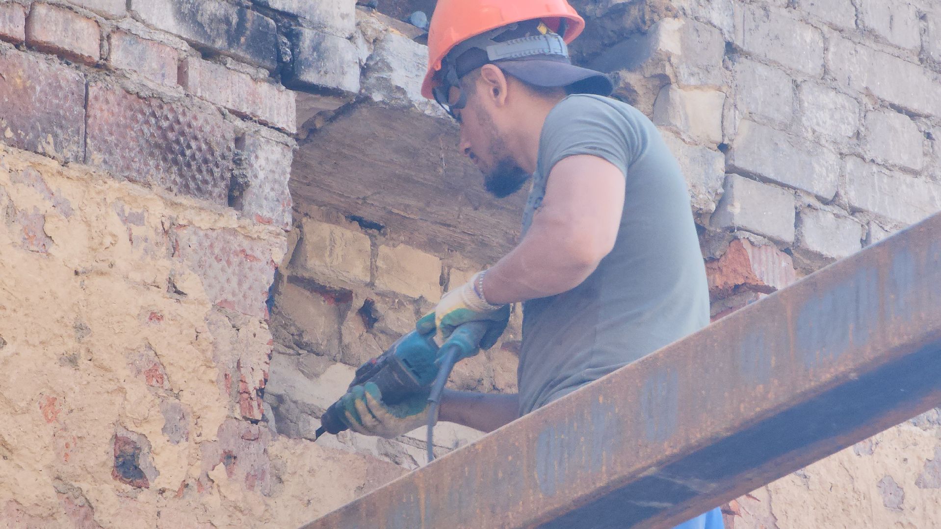 Строительство