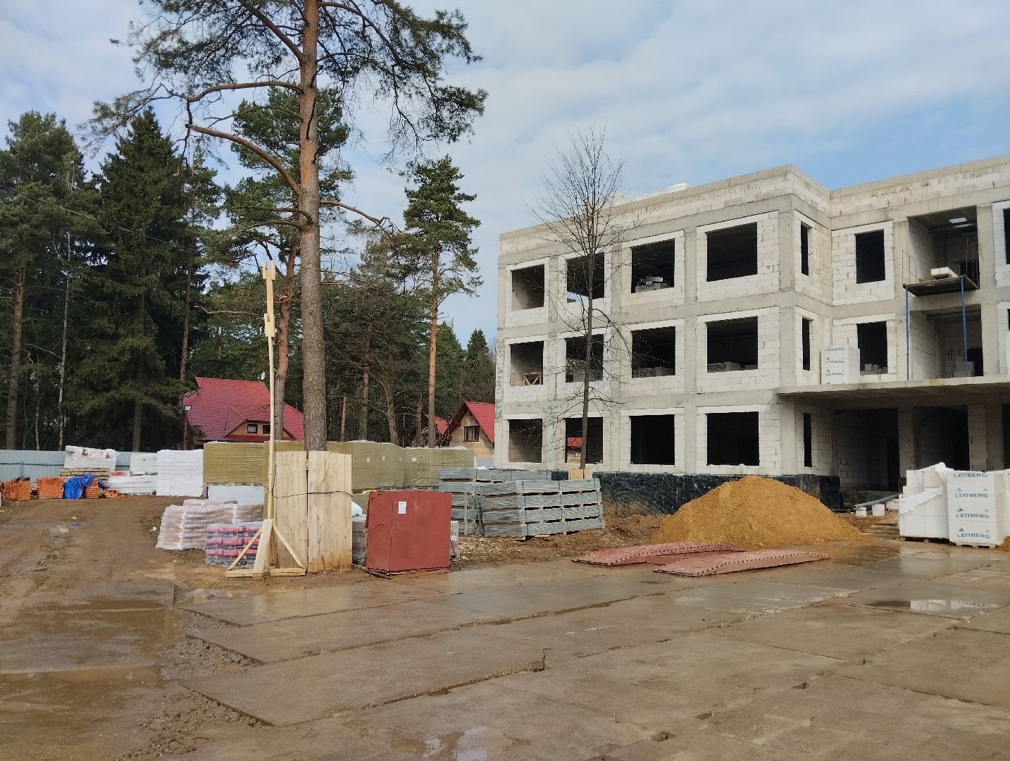 Строительство