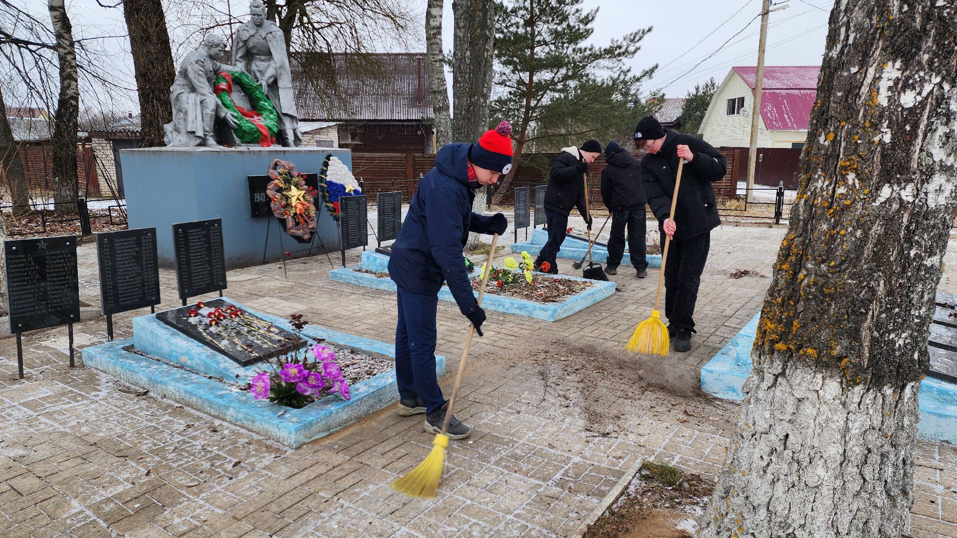 Волонтеры