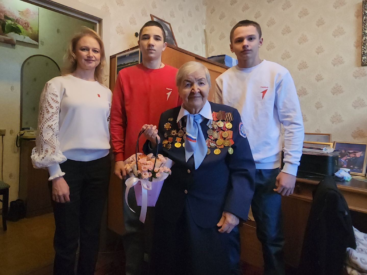 тв