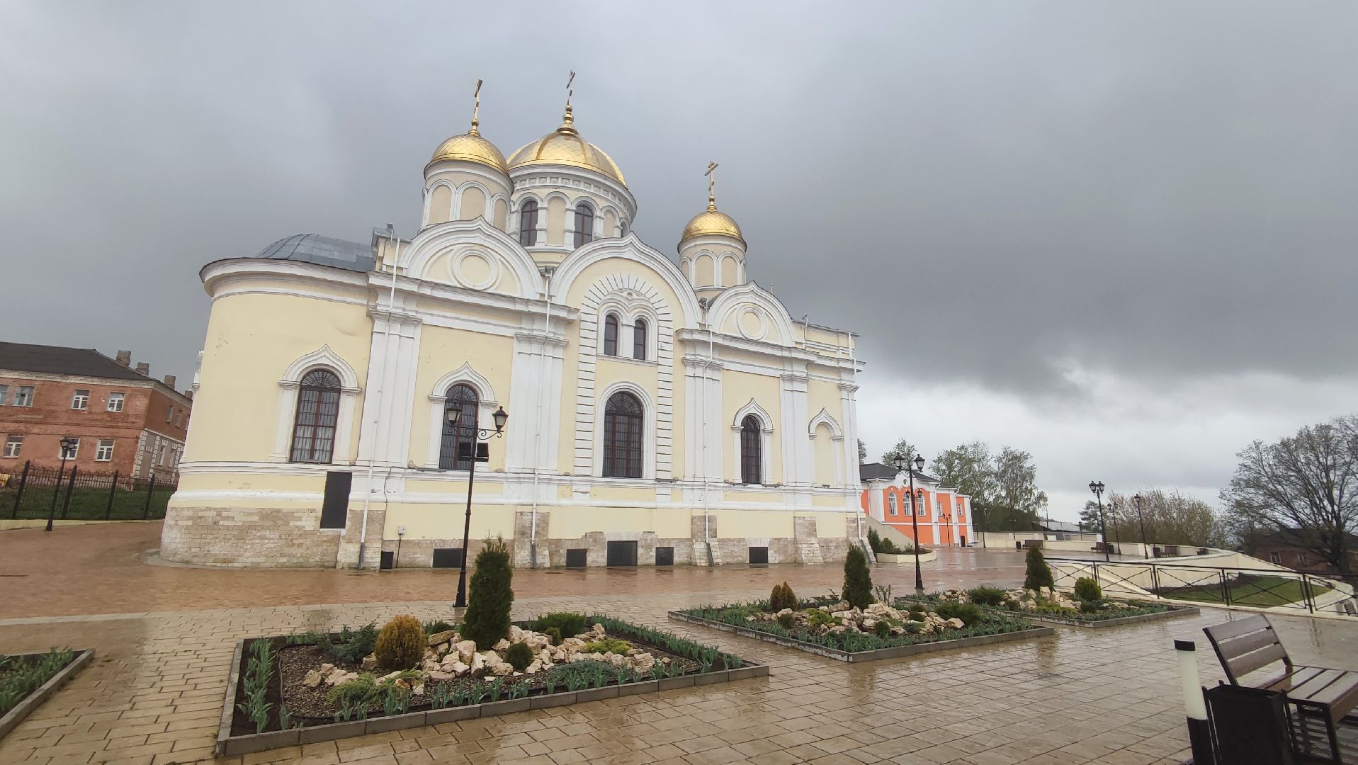 НИКИ