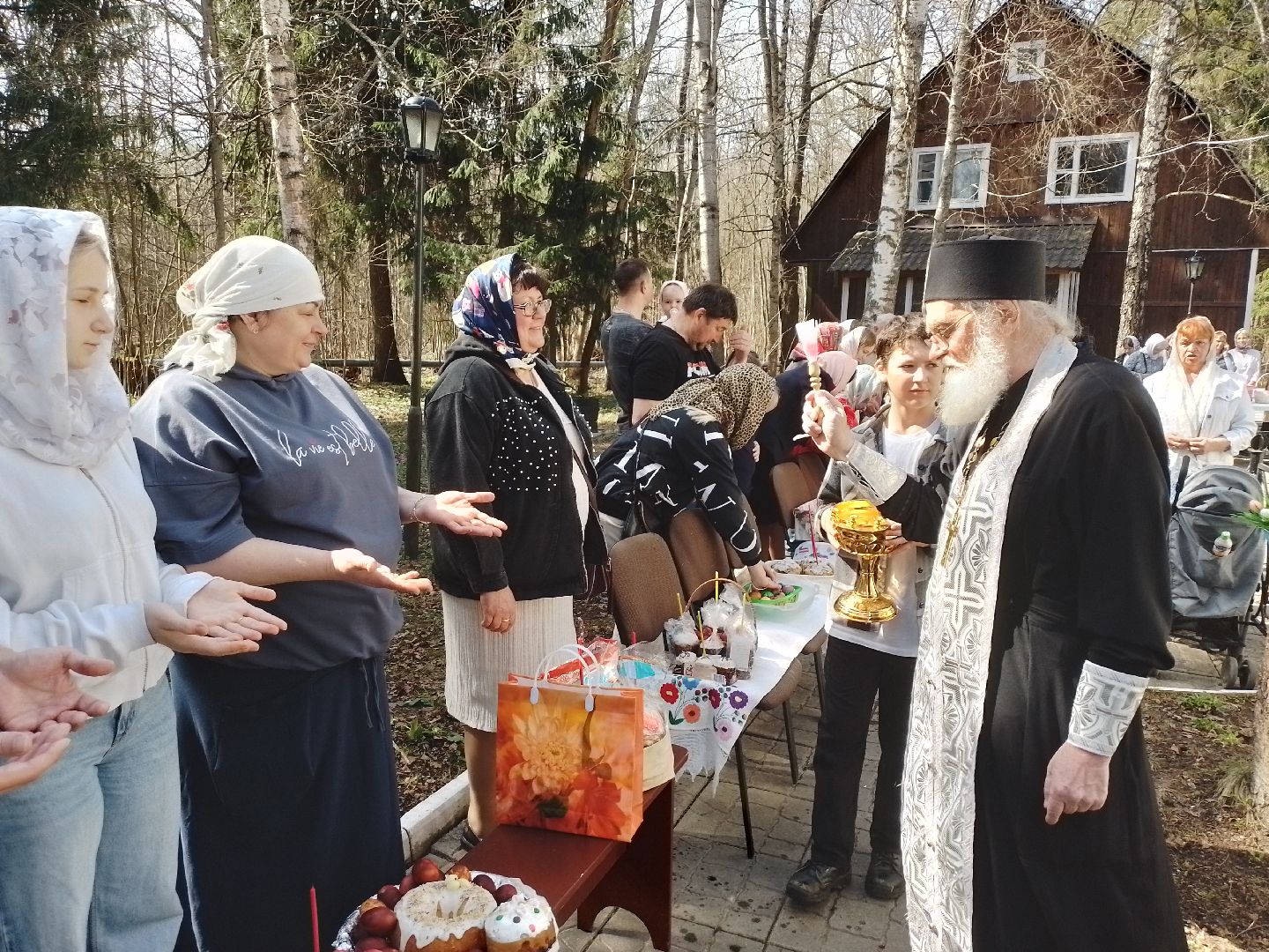 Церковь