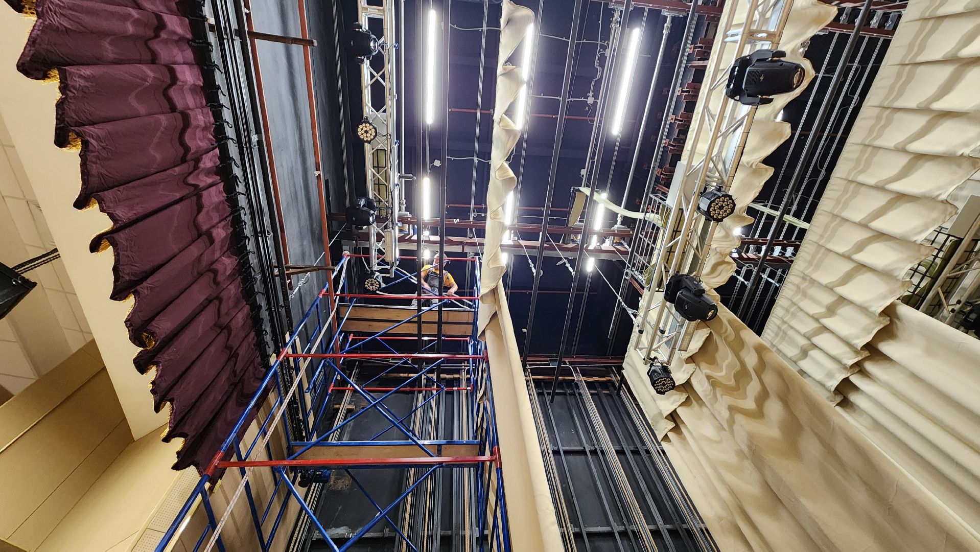 Строительство