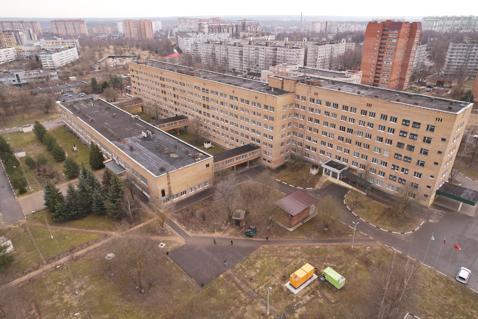Больницы