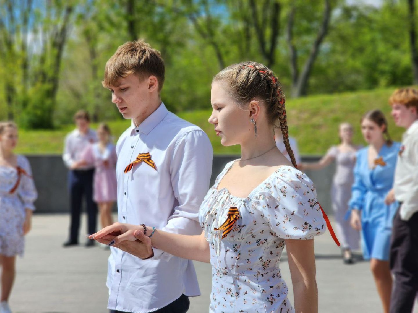 волонтёры