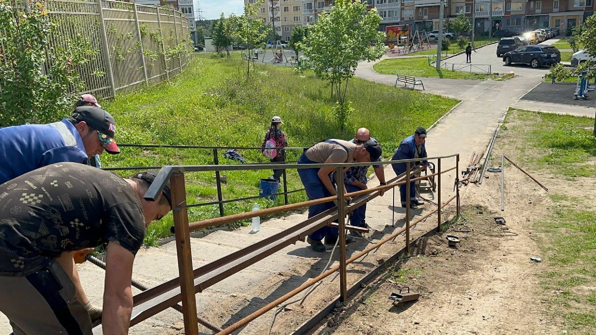 Благоустро