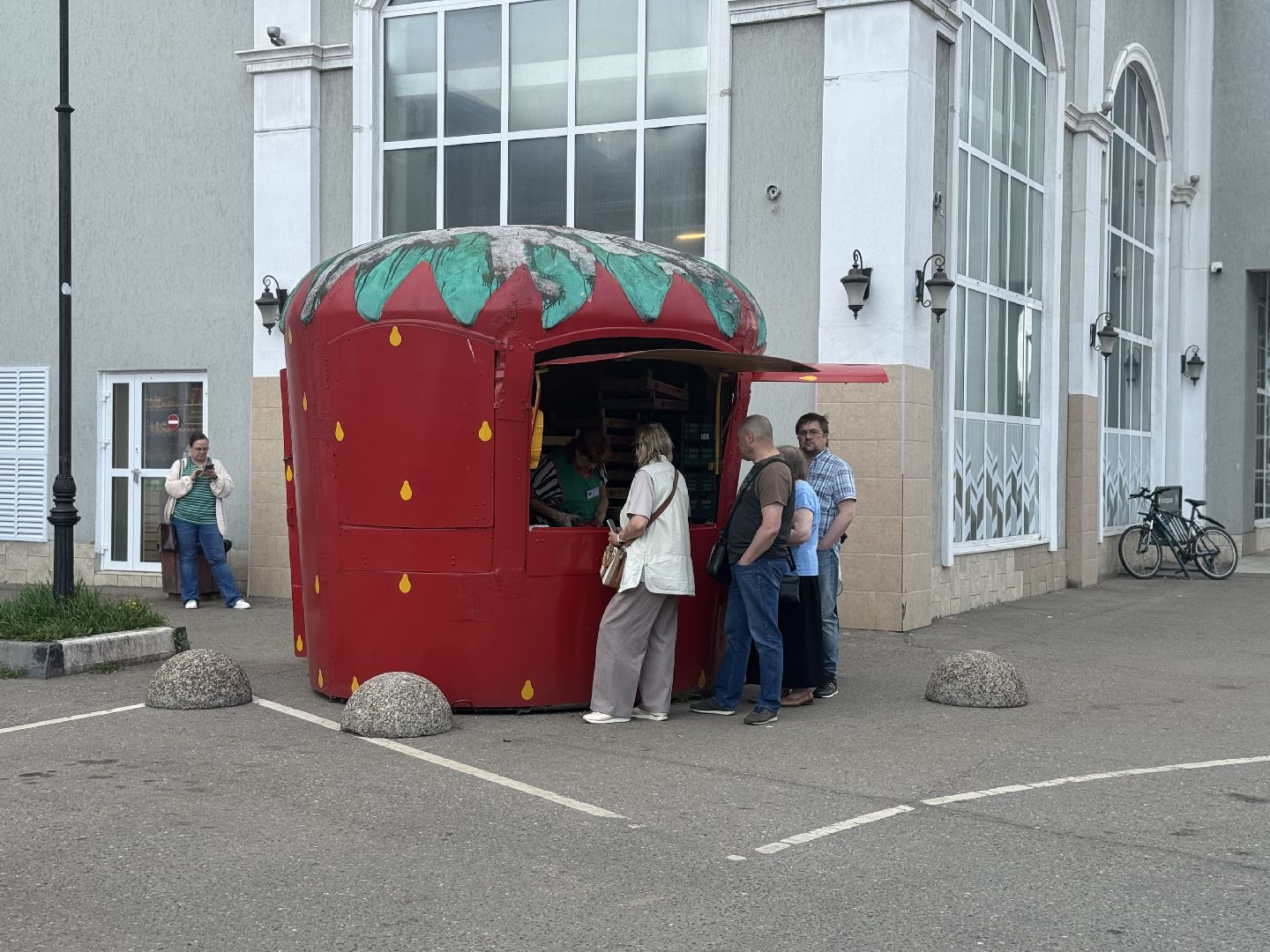 киоск клубничка