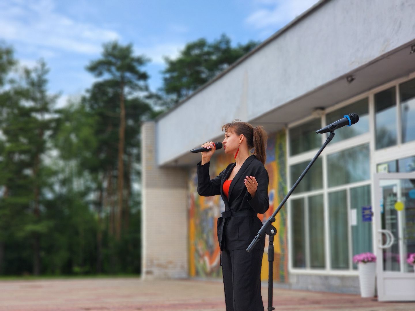 нос