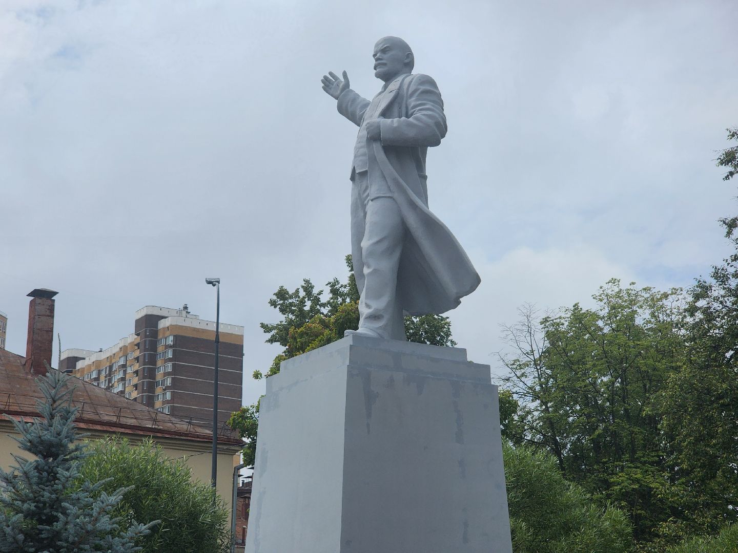 Благоустро