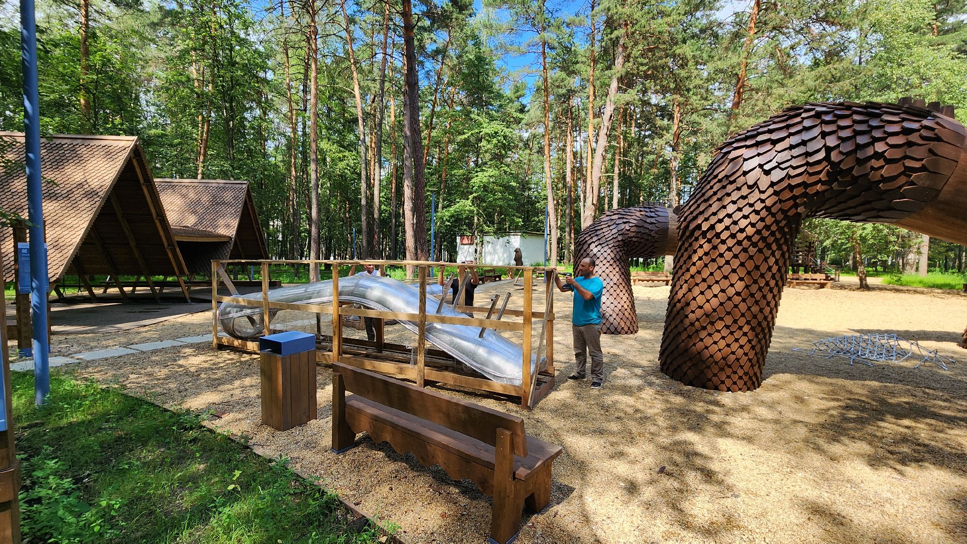змея