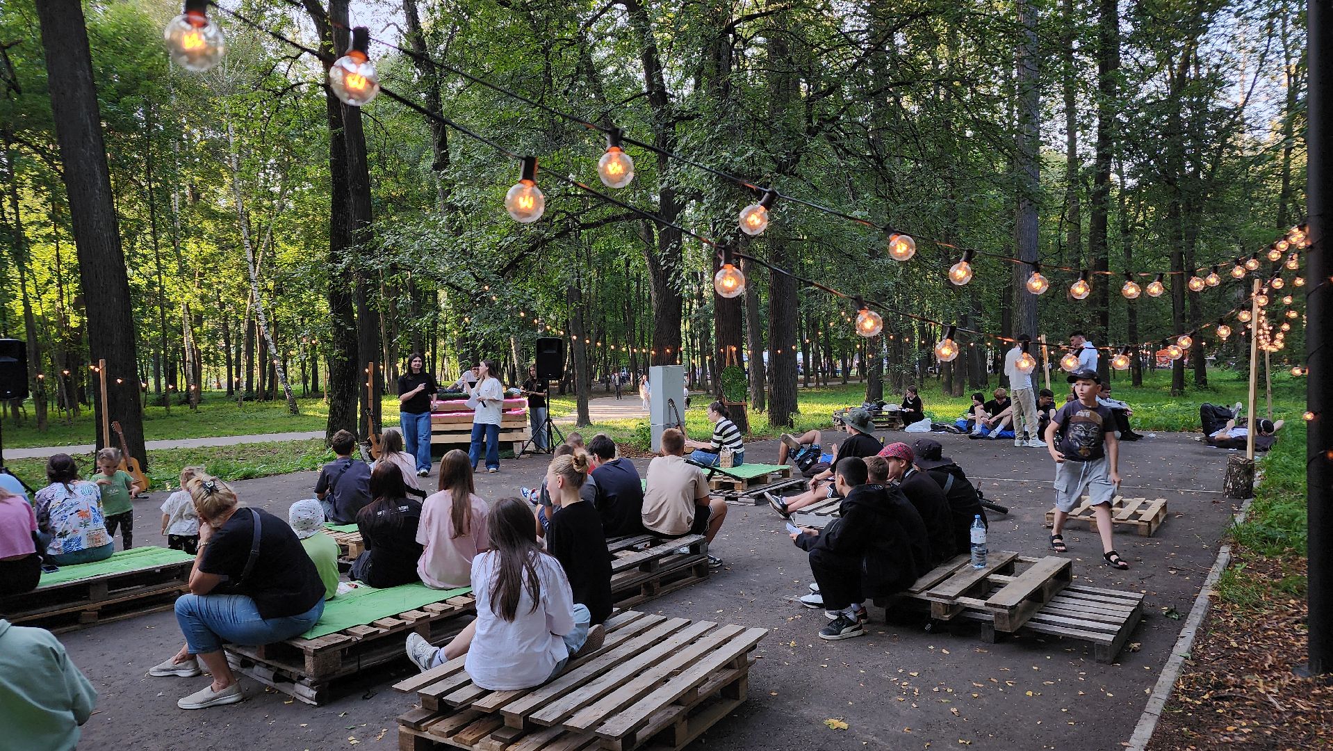 День поселка