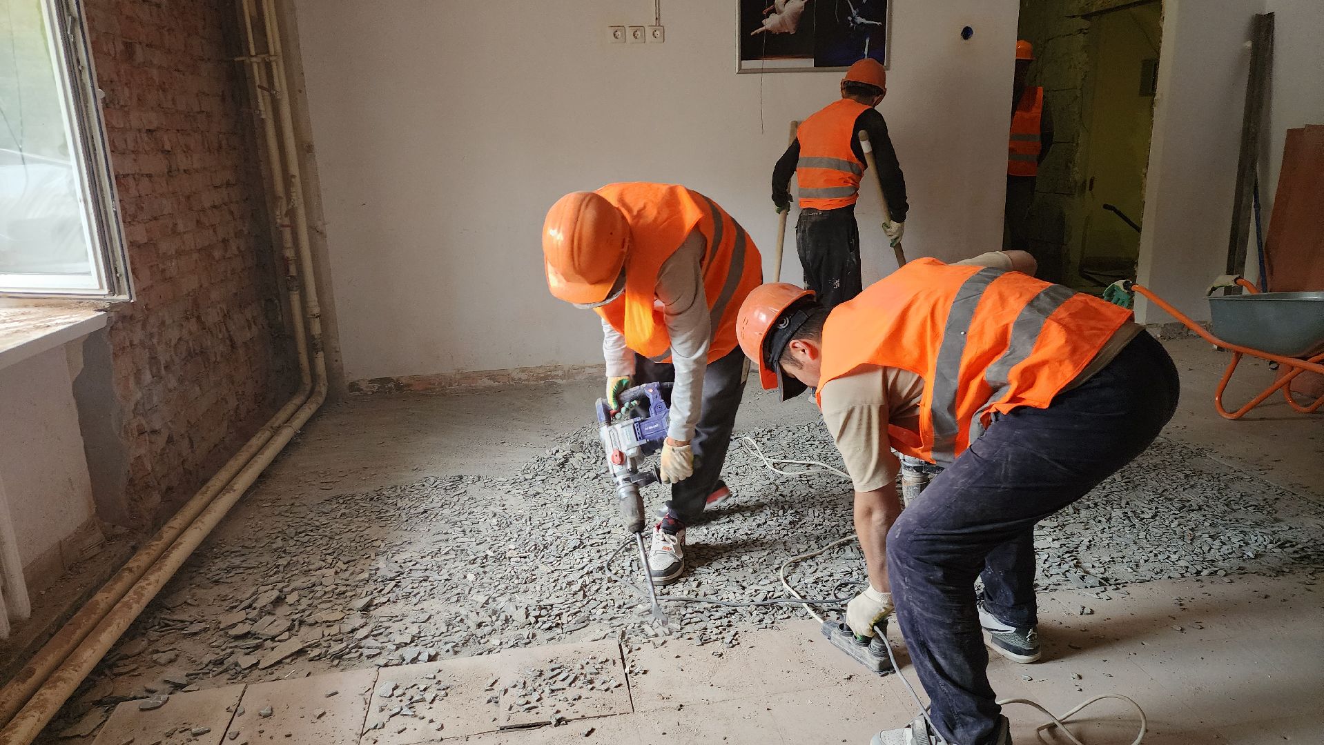 Строительство