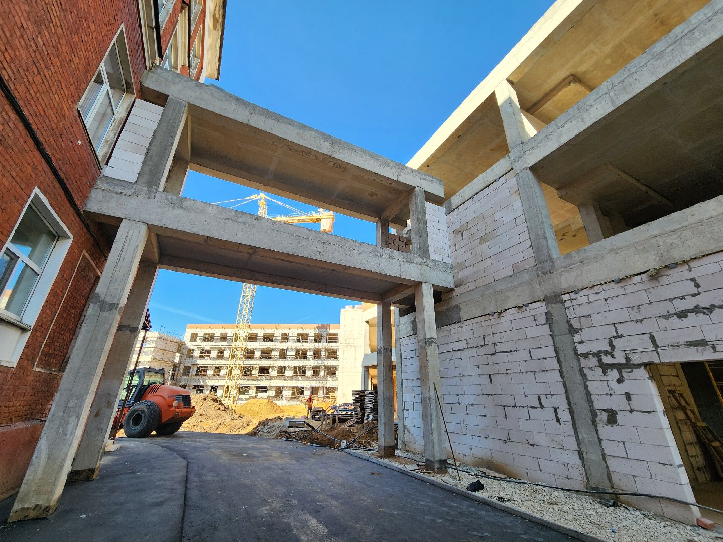 Строительство