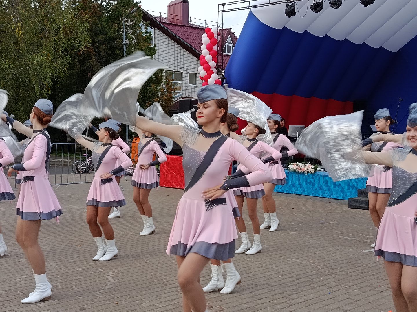 День поселка