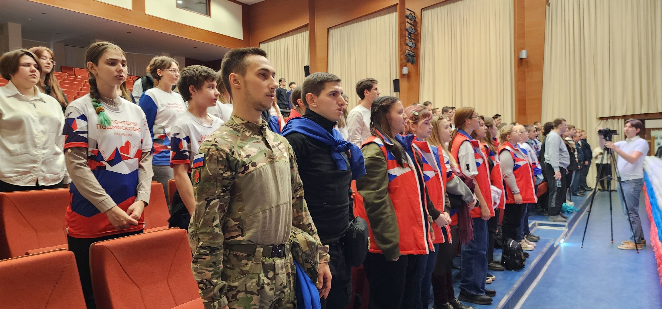 волонтёры