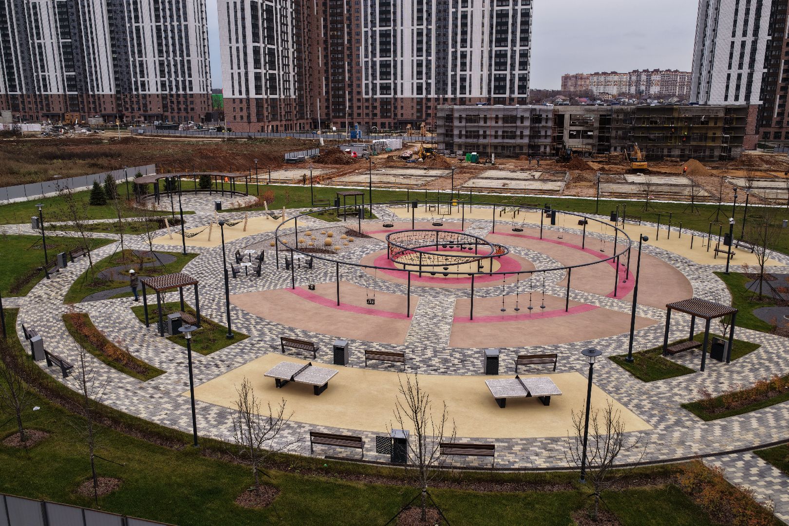 детская площадка в видном