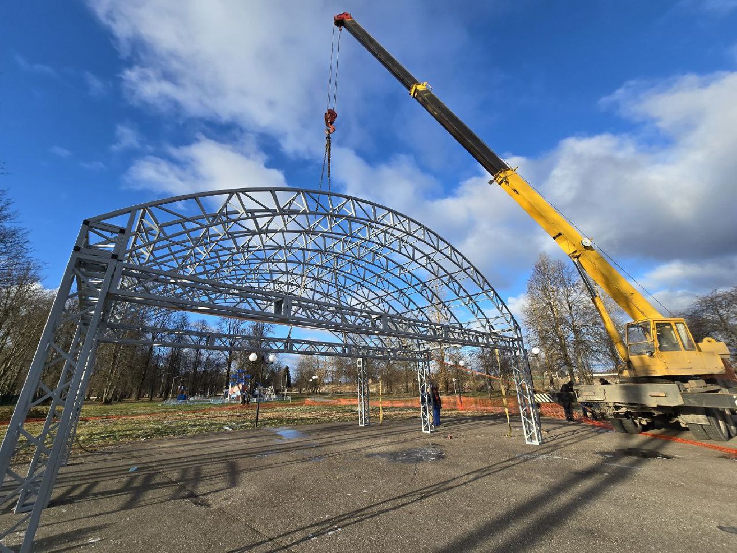 новая сцена