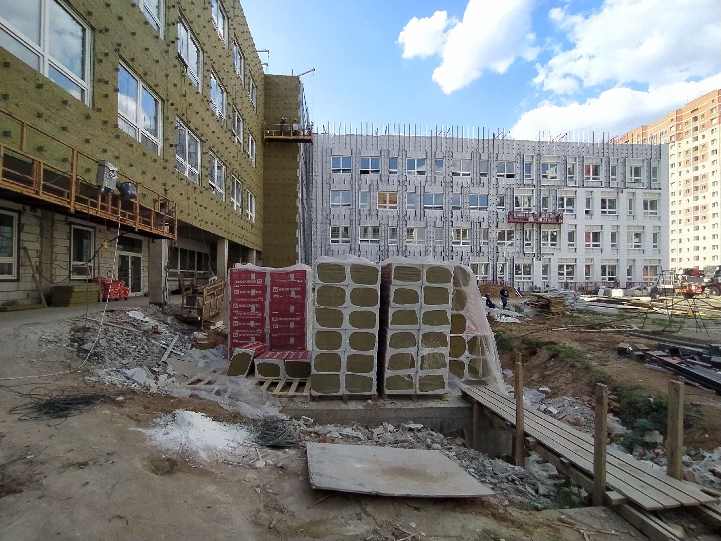 Строительство